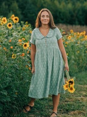 Shop Dahl Willow Dress Sage
